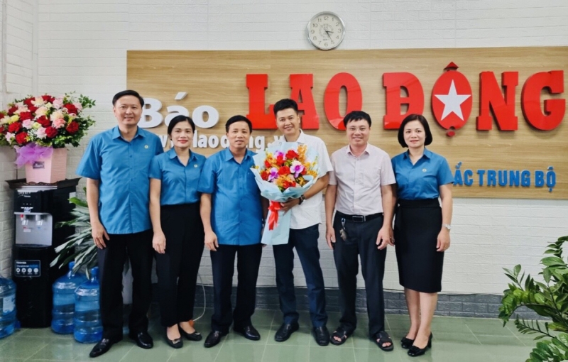 LĐLĐ tỉnh chúc mừng Ngày Báo chí Cách mạng Việt Nam 21/6 
